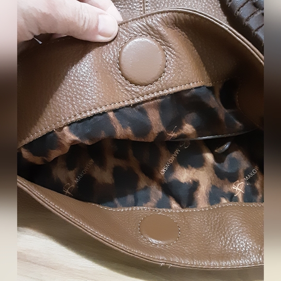 B. Makowsky Brown Leather Shoulder Bag. - Picture 10 of 15